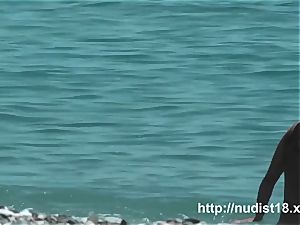 red-hot female at the beach highly sizzling hidden cam hunter